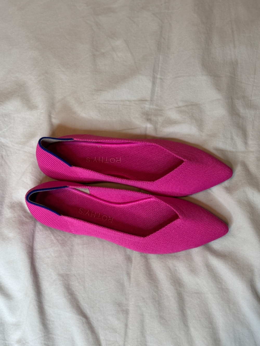 NEW Dragonfruit Rothy’s Pointed Toe Flats - Picture 2 of 5